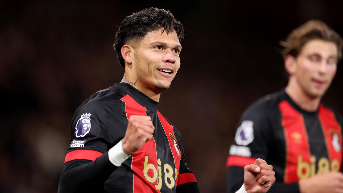 Bournemouth beat Southampton with ease in South Coast derby with a 3-1 win